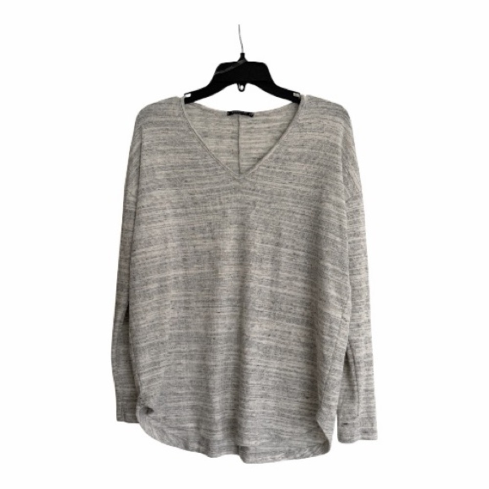 Staccato Oversized Gray V-Neck Women's Top Medium